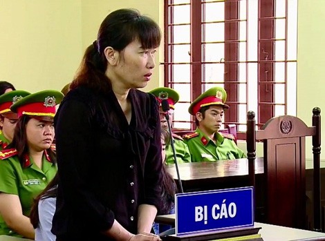 Bị cáo Phạm Thị Mỹ Linh thừa nhận tất cả hành vi phạm tội của mình.
