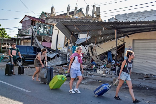 Động đất tại Indonesia, hàng trăm người thương vong