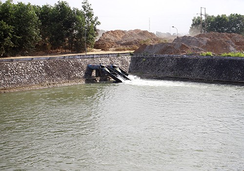 Nhà máy nước Cầu Đỏ bơm nước thô từ trạm An Trạch để hoạt động khi sông Cầu Đỏ bị nhiễm mặn