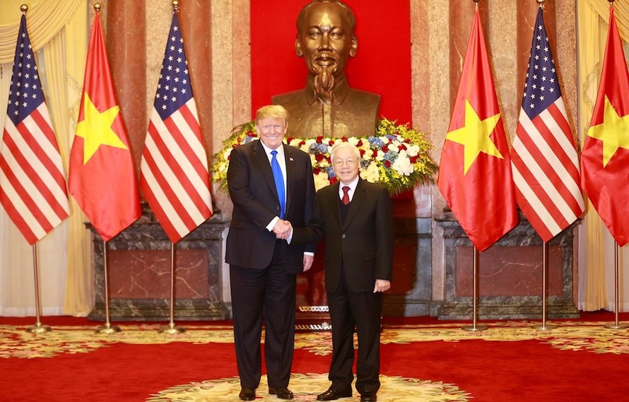 Tổng bí thư, Chủ tịch nước Nguyễn Phú Trọng tiếp Tổng thống Mỹ Donald Trump tại Phủ Chủ tịch 