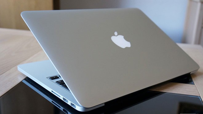 Chỉ thị mới của Cục Hàng không cấm hành khách, thành viên tổ bay mang máy tính xách tay 15-inch Macbook Pro, sản xuất và tiêu thụ từ tháng 9/2015 đến tháng 2/2017. Ảnh minh họa