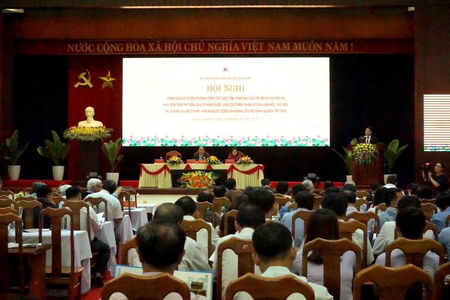 Ông Trần Văn Tân, Phó Chủ tịch UBND tỉnh Quảng Nam phát biểu khai mạc Hội nghị (ảnh: Đình Tăng)