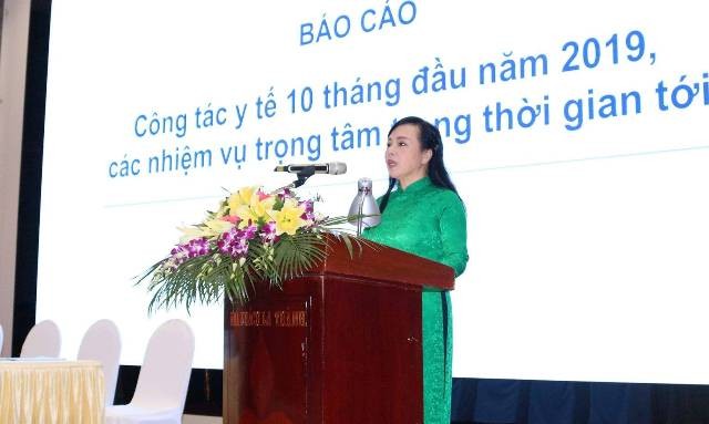 PGS.TS Nguyễn Thị Kim Tiến phát biểu tại hội nghị.