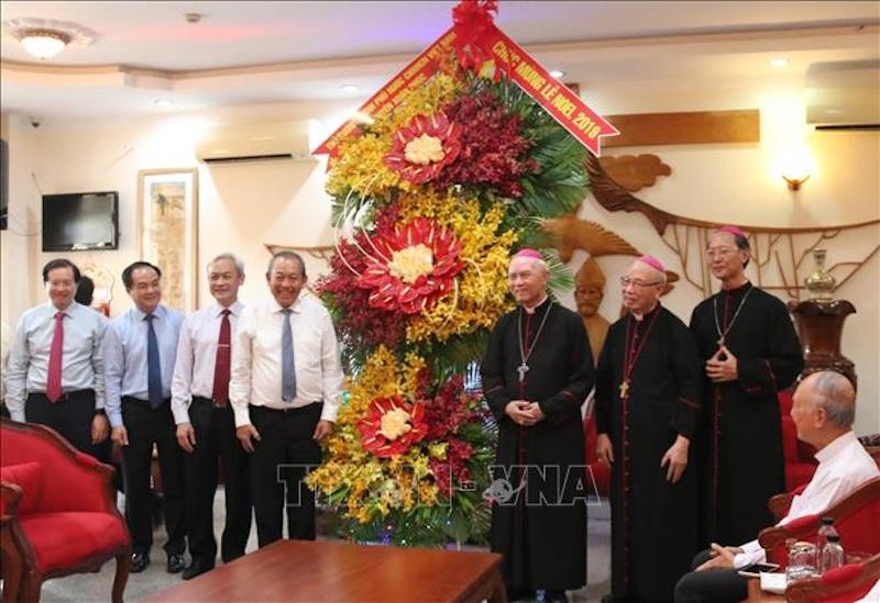 Phó Thủ tướng Trương Hòa Bình cùng Đoàn công tác Trung ương thăm Tòa giám mục Xuân Lộc