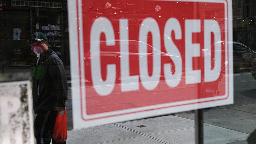 Dịch COVID-19 khiến thị trường tài chính và các doanh nghiệp ở nhiều nước gần như đóng cửa trong thời gian qua. Ảnh: Getty Images 