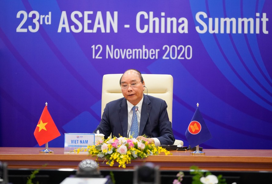 Thủ tướng khẳng định lập trường nguyên tắc về Biển Đông tại HNCC ASEAN-Trung Quốc