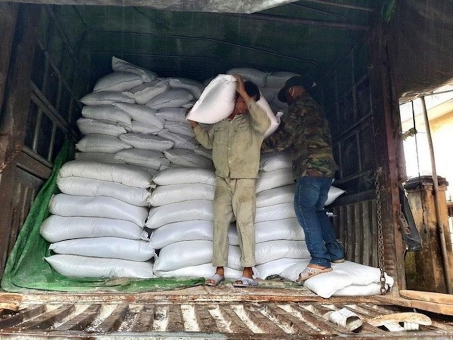 Xuất gạo dự trữ quốc gia để cứu trợ khẩn cấp cho người dân. (Ảnh minh hoạ)
