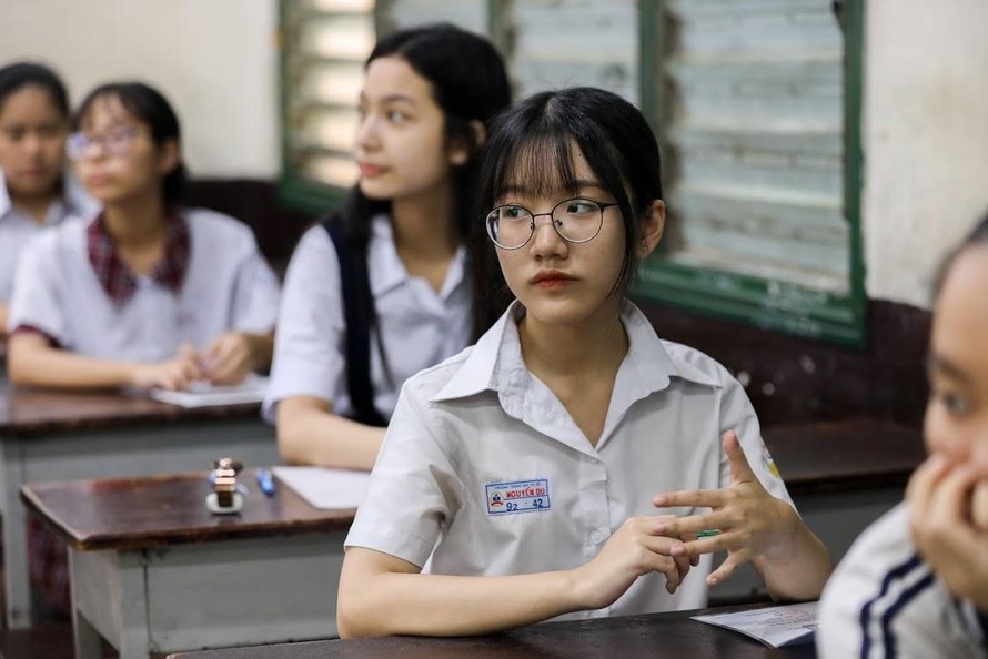 Thành phố Hồ Chí Minh công bố điểm chuẩn xét tuyển vào lớp 10 công lập