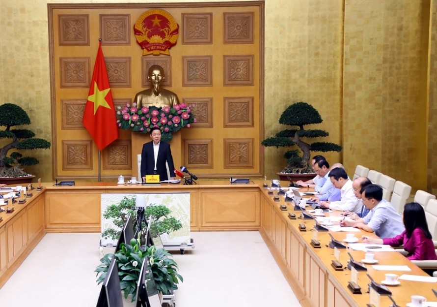 Phó Thủ tướng Trần Hồng Hà yêu cầu các Bộ, ngành phải rà soát, tăng cường năng lực, trách nhiệm trong chỉ đạo, điều hành, quản lý công tác giải ngân vốn đầu tư công.