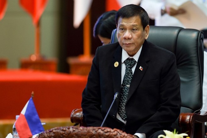 Duterte - vị tổng thống không thích mặc vest