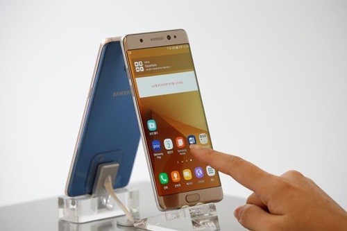 Sự cố lỗi pin của Samsung Galaxy Note 7 hiện tác động chưa đáng kể đến kim ngạch xuất khẩu của nhóm hàng điện thoại và linh kiện. Ảnh: Reuters