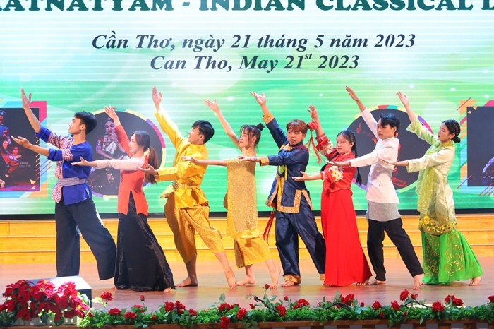 Giao lưu văn hóa múa cổ điển Ấn Độ Bharatnatyam