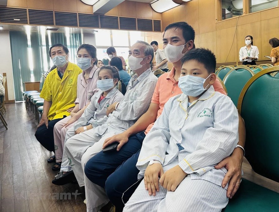 Cháy chung cư Khương Hạ: 10 bệnh nhân ở Bệnh viện Bạch Mai xuất viện