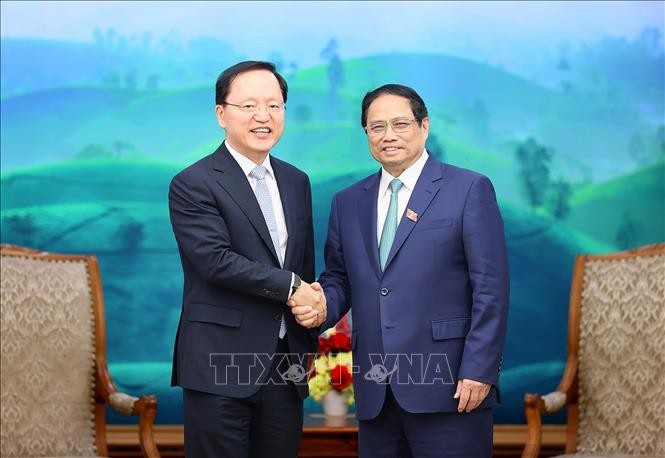 Thủ tướng Phạm Minh Chính tiếp ông Park Hark Kyu, Tổng giám đốc phụ trách tài chính Tập đoàn Samsung. Ảnh: Dương Giang