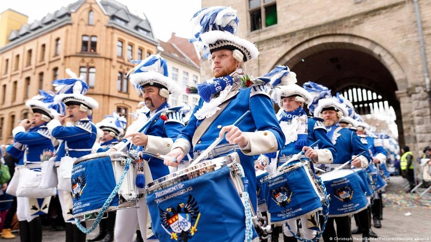 Khởi động mùa lễ hội hóa trang truyền thống ở Đức
