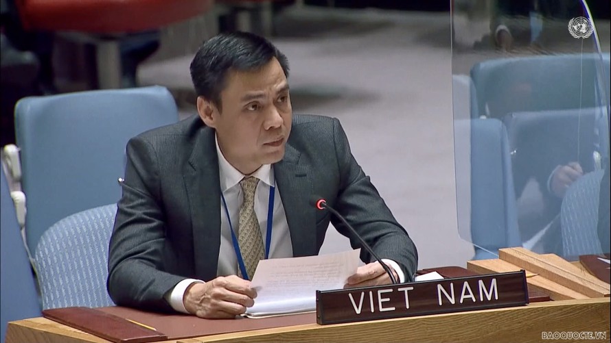 Đại sứ Đặng Hoàng Giang, Trưởng Phái đoàn thường trực Việt Nam tại Liên hợp quốc phát biểu tại một phiên họp.
