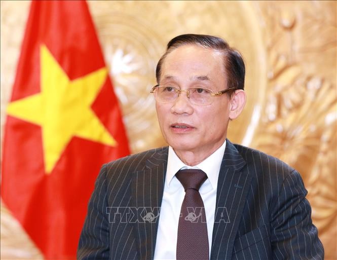 Trưởng Ban Đối ngoại Trung ương Lê Hoài Trung trả lời phỏng vấn báo chí. Ảnh: Phương Hoa/TTXVN