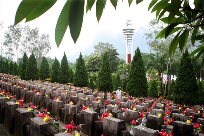 Nghĩa trang liệt sỹ Vị Xuyên là nơi yên nghỉ của trên 1.700 liệt sỹ. Ảnh: Thanh Tùng/TTXVN