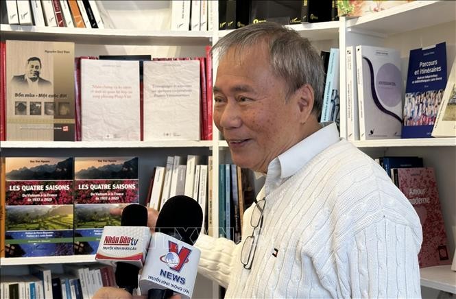 Giáo sư Nguyễn Quý Đạo chia sẻ về cuốn tự truyện của mình. 