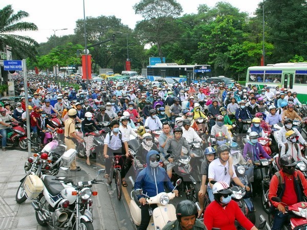 Cấm xe tải lưu thông trên đường kết nối vào sân bay Tân Sơn Nhất