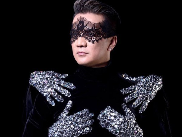 Đàm Vĩnh Hưng bỏ 12 tỷ đồng làm “Diamond show” ở Hà Nội?