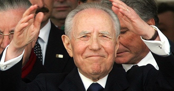 Cựu Tổng thống Italy Carlo Azeglio Ciampi qua đời ở tuổi 95