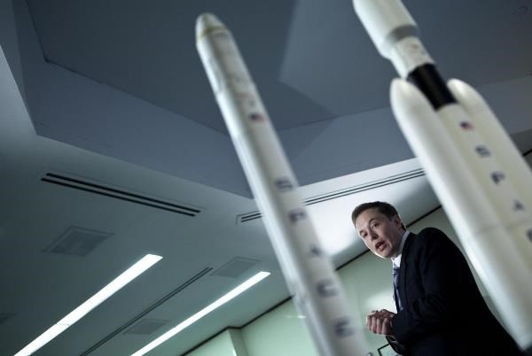 Hé lộ những góc khuất trong cuộc đời vị tỷ phú Elon Musk