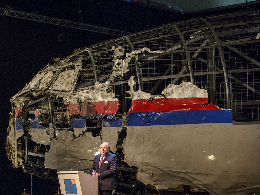 Vụ bắn hạ máy bay MH17: 100 đối tượng hiện đang bị điều tra