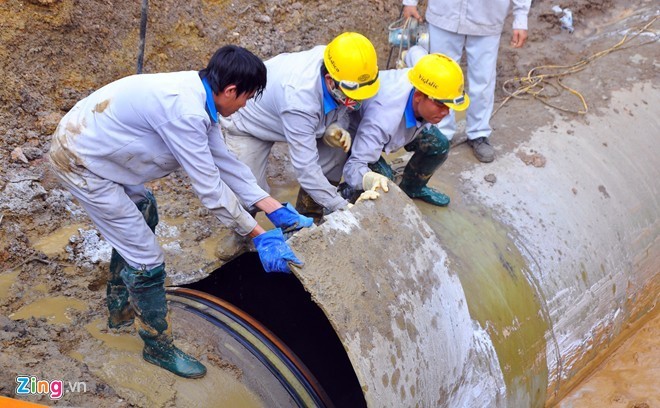 Hà Nội: Đường ống Sông Đà lại gặp sự cố lần thứ 20