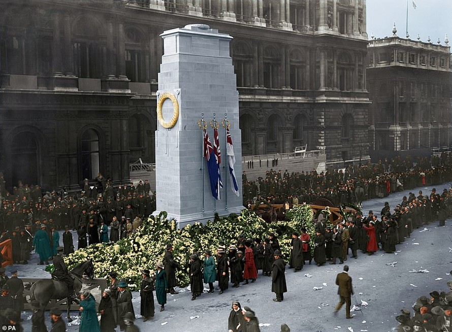 Những tấm ảnh màu chưa từng được công bố về hậu Thế Chiến thứ nhất