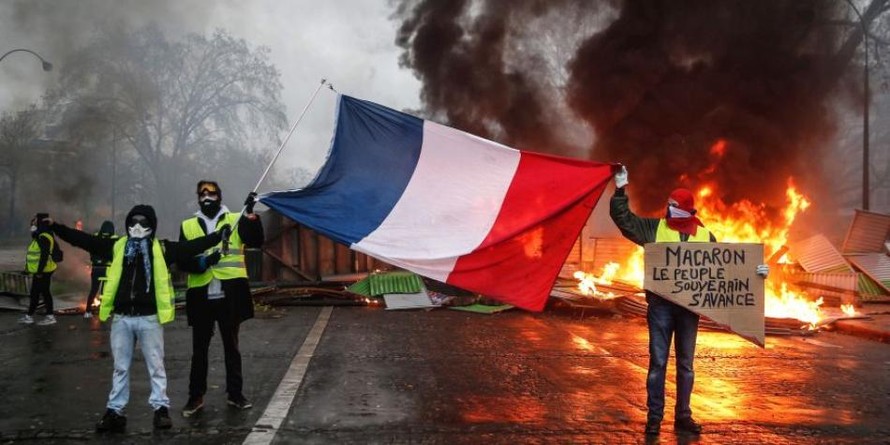 Bạo động Pháp: Phe 'áo vàng' từ chối đàm phán với Thủ tướng