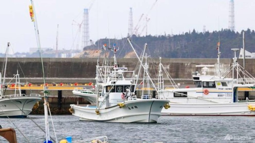 Các tàu đánh cá được tại cảng Ukedo, Fukushima, Đông Bắc Nhật Bản, vào ngày 13/4/2021. (Ảnh: Kyodo News)
