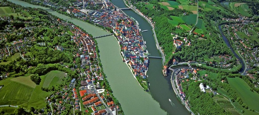 Biên giới của Đế chế La Mã - Danube Limes (Phân đoạn phía Tây) trải dài trên lãnh thổ của ba nước Áo, Đức và Slovakia.
