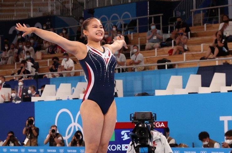 Vận động viên thể dục dụng cụ Yeo Seo-jeong tại trận chung kết Olympic nữ tại Trung tâm Thể dục dụng cụ Ariake ở Tokyo. (Ảnh: Yonhap)