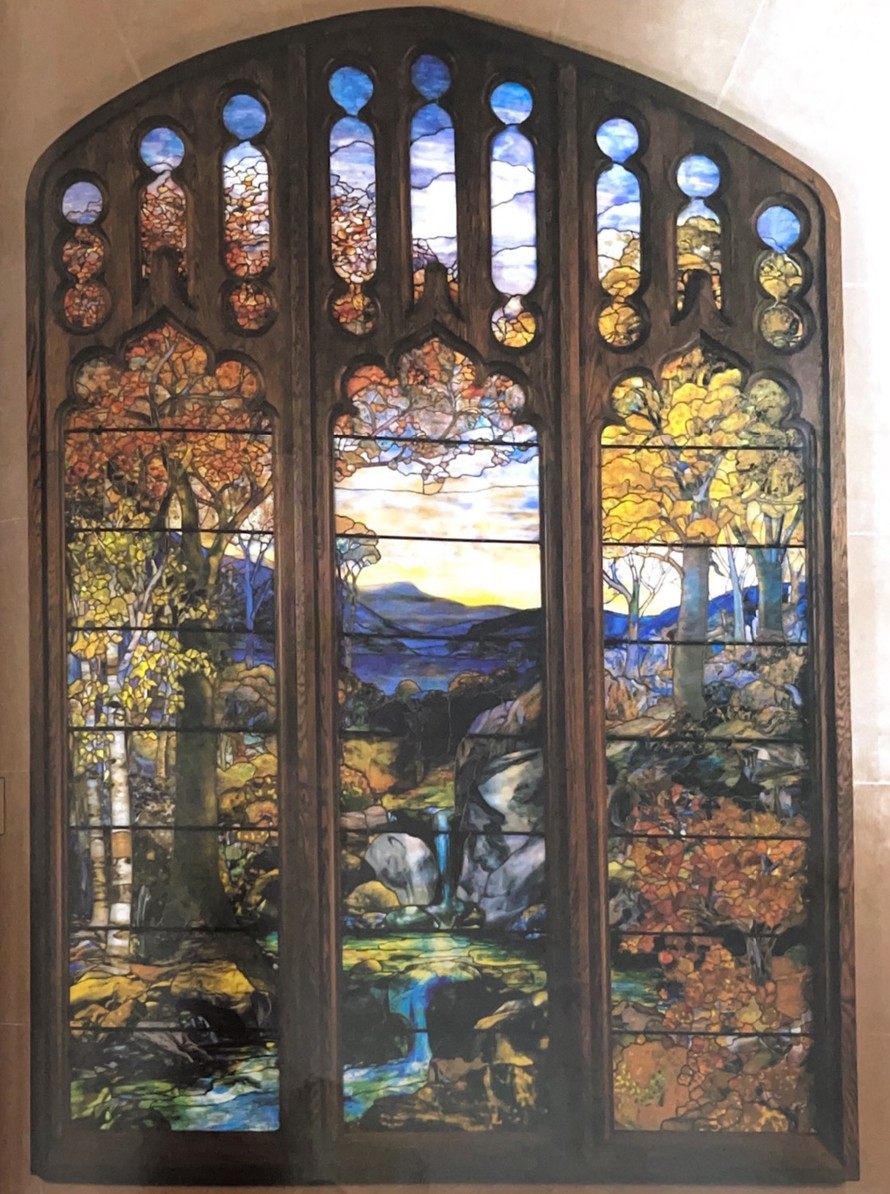 "Cảnh thu" là một trong những tác phẩm đỉnh cao nhất của Louis Comfort Tiffany. Ảnh: Viện bảo tàng Mỹ thuật Metropolitan