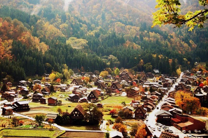 Khám phá làng cổ làng cổ Shirakawa-go và Gokayama ở Nhật