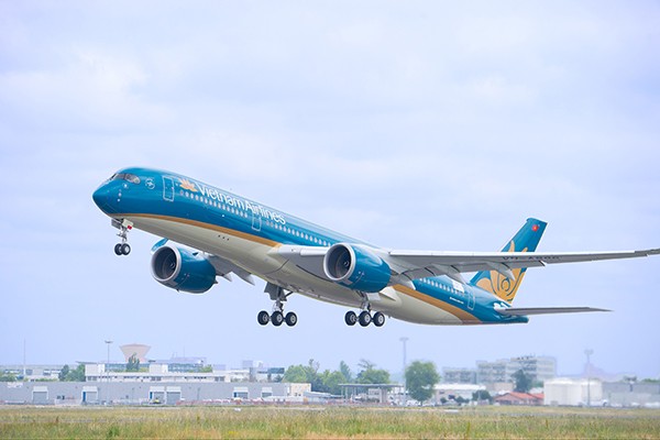 Vietnam Airlines bất ngờ bán máy bay 'siêu sang' A350 vừa mua