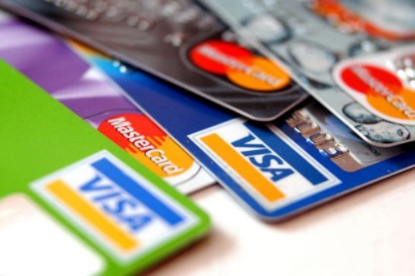 Cảnh báo tình trạng ‘bỗng nhiên’ mất tiền trong thẻ tín dụng
