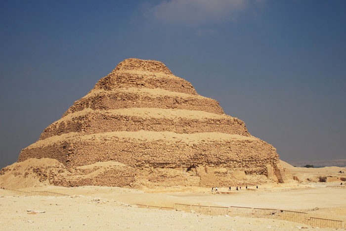 Bí ẩn kim tự tháp đầu tiên của người Ai Cập