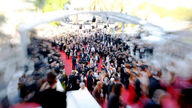 Diễn viên Hollywood đến LHP Cannes làm gái mại dâm