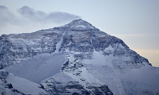 Everest không phải đỉnh núi cao nhất thế giới