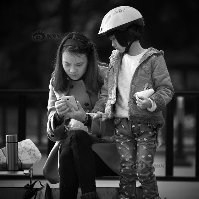Gửi bố mẹ, những tín đồ trung thành của smartphone!