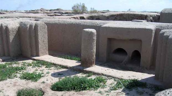 Bí ẩn bị chôn vùi trong sa mạc Turkmenistan