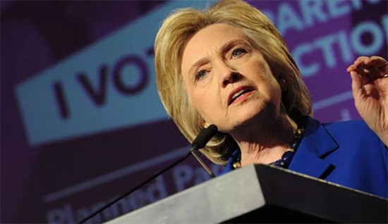 Hillary Clinton kêu gọi các hãng công nghệ giúp ngăn thảm sát