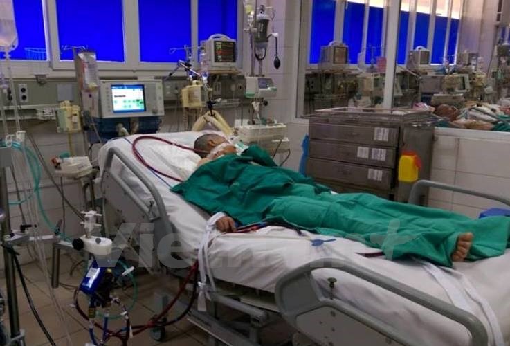 Cứu bệnh nhân suy hô hấp nặng bằng kỹ thuật trao đổi ôxy ECMO