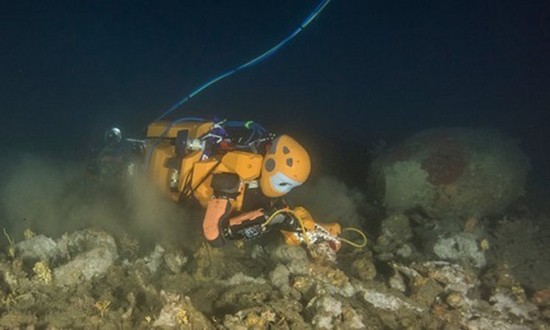 Robot tiên cá tìm kho báu trong xác tàu đắm của vua Louis XIV