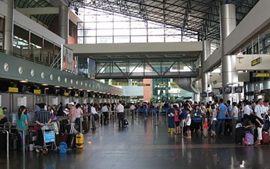 Công an vào cuộc vụ 'tín hiệu lạ' chèn sóng tại sân bay Nội Bài
