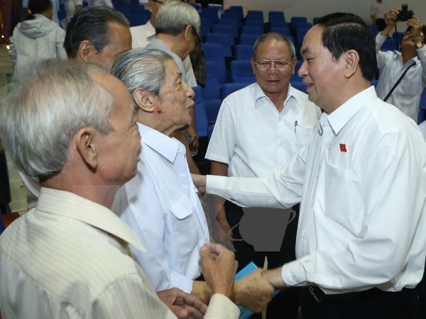 Chủ tịch nước Trần Đại Quang tiếp xúc cử tri TP. Hồ Chí Minh