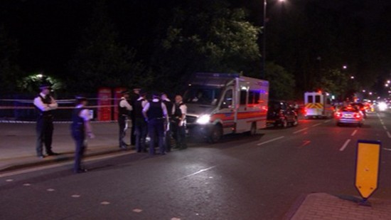 Tấn công bằng dao gây chết người ở London