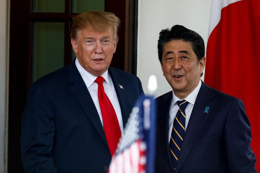 Tổng thống Mỹ Donald Trump và Thủ tướng Abe Shinzo. Ảnh: Tân Hoa Xã